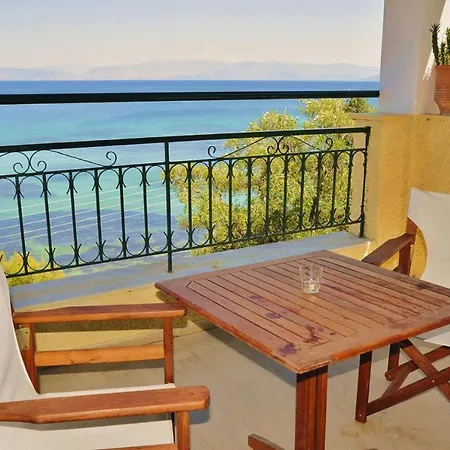 - Cfu03001-cyb Apartament Mpoukaris