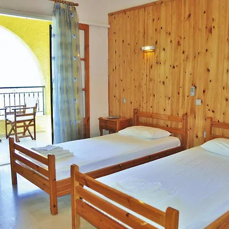 - Cfu03001-cyb Apartament *